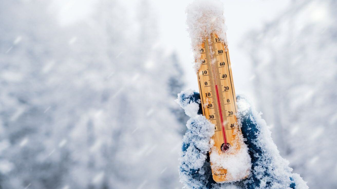 « On passera de 15°C à 0°C en 48h » : gel, neige… Météo France alerte sur une chute brutale des températures dès lundi, les régions touchées